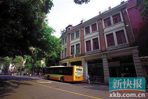 ■广卫路11号原杨锡宗建筑师事务所,是1920年代典型的骑楼建筑。