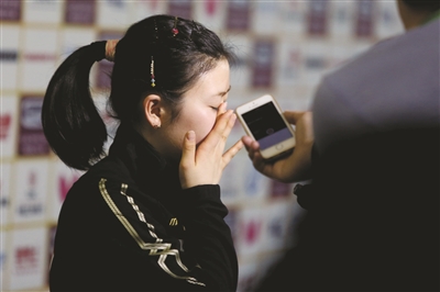  福原爱爆冷 输给削球手| 世乒赛 |输球_凤凰体育