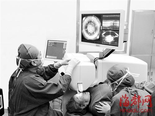 飞秒激光治疗白内障 让视觉效果更完美|手术|医