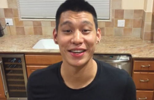 林书豪秀中文Rap庆祝母亲节 歌词手势 笑果 十