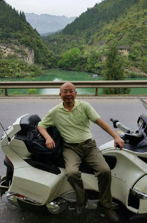 北京旅行狂人16年到重庆武隆旅游100次|武隆