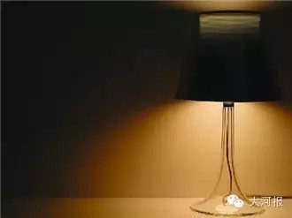 电灯一直响 98d5ca90-445c-4d0e-adb2-f720c1b474b6_size10_w330_h247.jpg