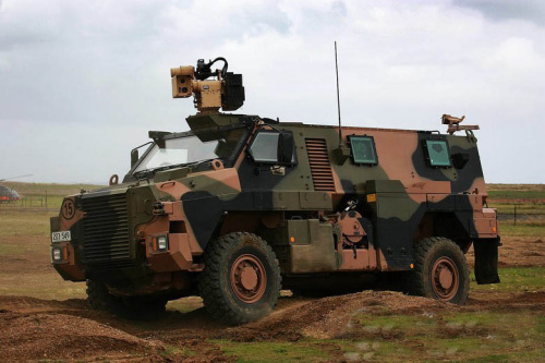 巴西陆军斥资140万美元装备现代化大毒蛇装甲