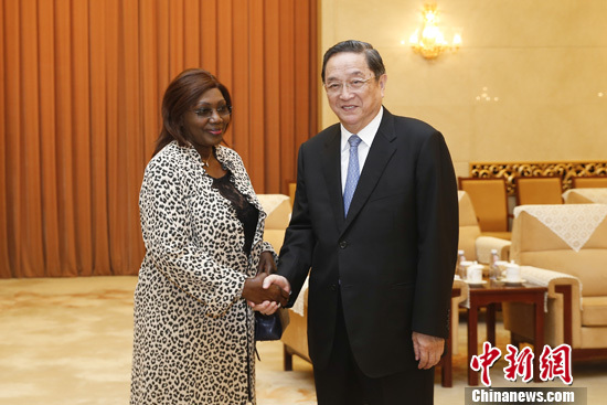 俞正声会见塞内加尔经济、社会和环境理事会代