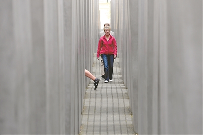 攻克柏林:正义之旗插上国会大厦