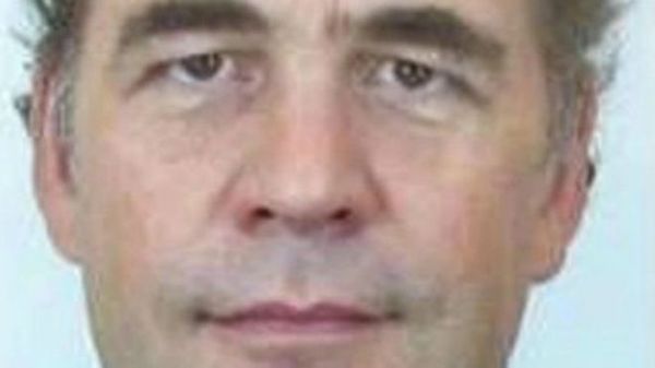 国际足联丑闻遭通缉阿根廷籍嫌疑人自首|足协