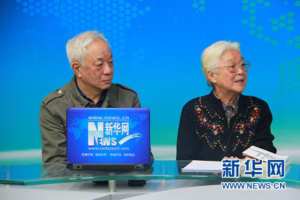 抗联将领冯仲云后代冯忆罗(右)、冯松光(左)。尹一航摄
