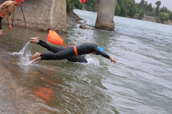 第11届国际抢渡黄河极限挑战赛80人进决赛|选