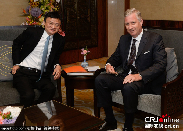 2015年6月24日，比利时国王菲利普及马蒂尔德王后访华，与马云举行会面。图片来源：Sipa Photo