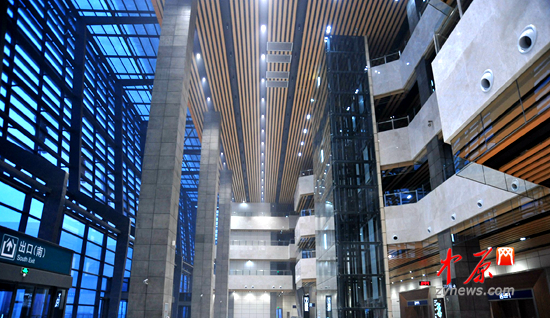 郑州汽车高铁站