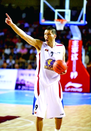<em>40岁</em>巴特尔身材变得消瘦 <em>身体</em>原因让他不得不