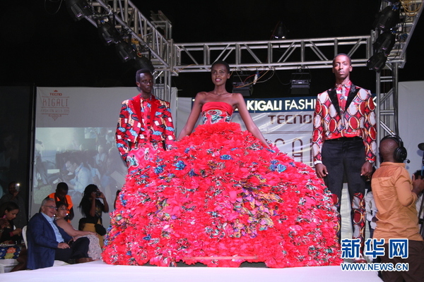 TECNO基加利时装周现场（TECNO Kigali fashion week）（新华社记者 杨孟曦拍摄）
