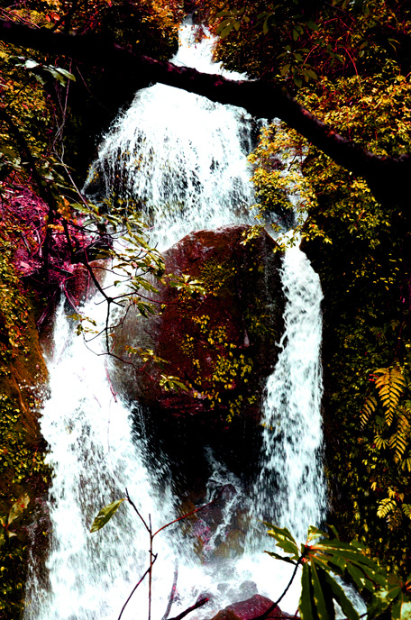 揭秘清江方山清凉仙界(组图)|瀑布|游客