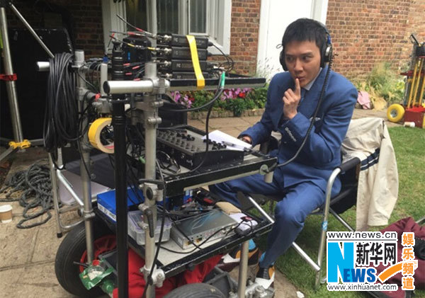 冯绍峰微博发搞怪照约饭女神 舒淇神秘回应|网