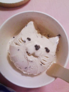 这个猫咪也不错。