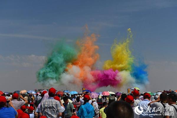 8月7日，宁夏盐池通用机场开航暨2015翼扬航空嘉年华活动在盐池通用机场正式启幕。