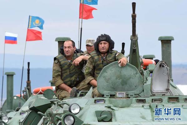 经验丰富、技能精湛的俄罗斯海军陆战队参赛车组乘员。吴苏琳 摄