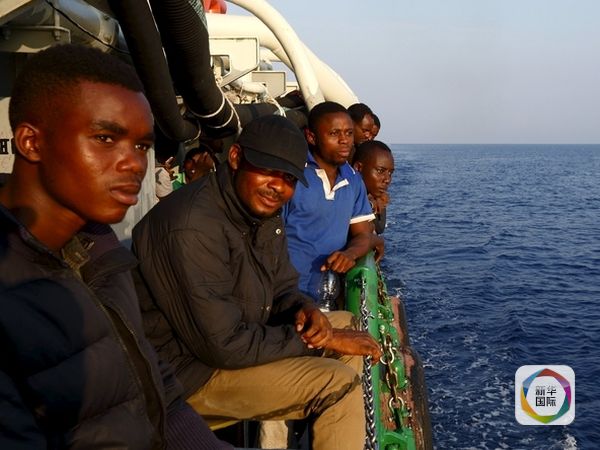 坚决遣返非法移民 欧盟地中海拦截偷渡客|移民