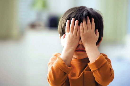 闪光灯不会闪瞎眼这些光更可怕!|宝宝|睫状肌