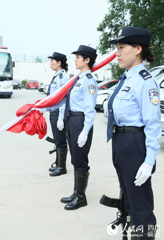 监狱女警。（祝玉若 摄）