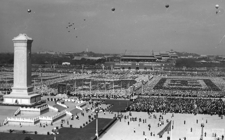 1949-2009年,14次阅兵的珍贵画面 - 陆泉润 - 心随影动 1949-2009年,14次阅兵的珍贵画面 - 人在上海 - 中国新闻画报