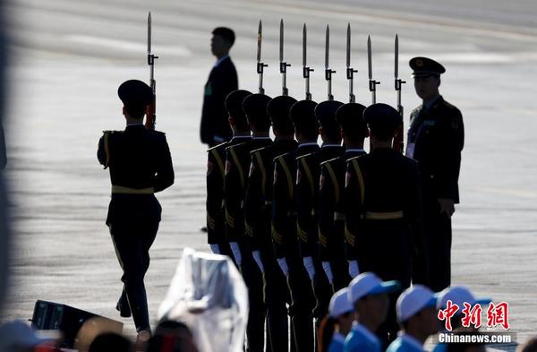 抗战胜利日阅兵:标兵列队|大会|杜洋