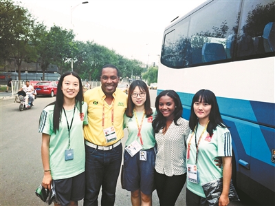 志愿者:用服务融化不理解的坚冰|牙买加|博尔特