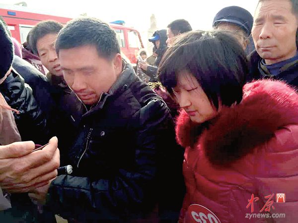 郑玉荣和丈夫冯国营在马街书会上