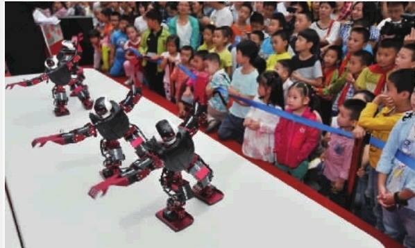 机器人跳小苹果,3D打印玩具|游戏|关卡