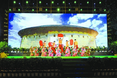 歌舞穿插，让整场诗歌朗诵音乐会内容更加多彩。