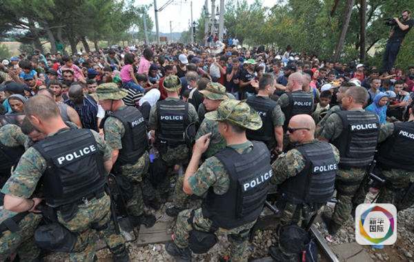 难民危机撕扯欧洲 东西部态度大不同|难民|难民