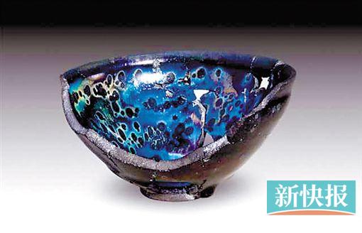 ■宋建窑黑釉曜变盏标本