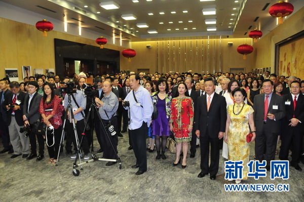 ６６周年国庆招待会现场。新华社记者张永兴摄