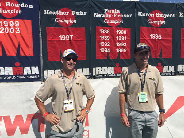 铁人三项世锦赛技术总监Roch Frey(左)、技术经理Paul Huddle(右)