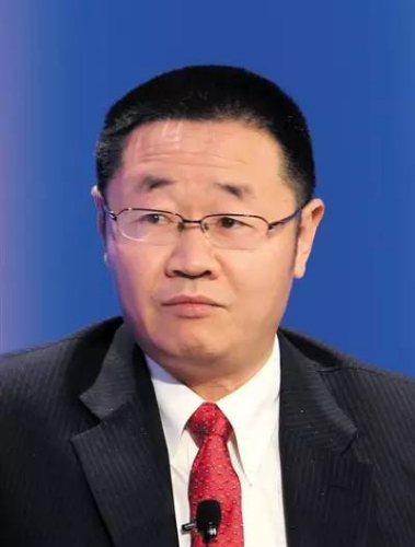 张育军,被称为“救市队长”。