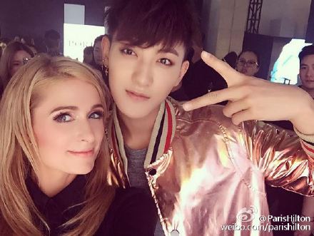 帕里斯·希尔顿微博截图