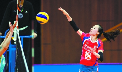 一天三场球 京城体坛挺热闹|国安队|球迷