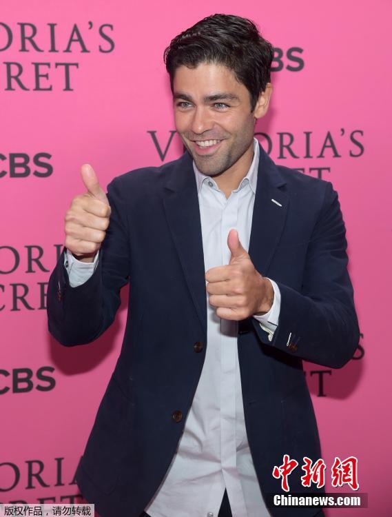 2015维多利亚的秘密年度秀 明星到场助阵|明星