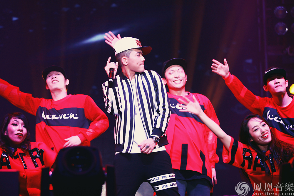 苏醒嘻哈说唱台风霸气 与柯有伦同场PK饶舌