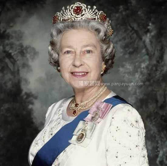 　　英国女王伊丽莎白　