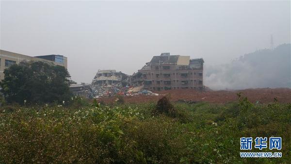 　　这是12月20日拍摄的事故现场。 新华社记者 白瑜 摄　　