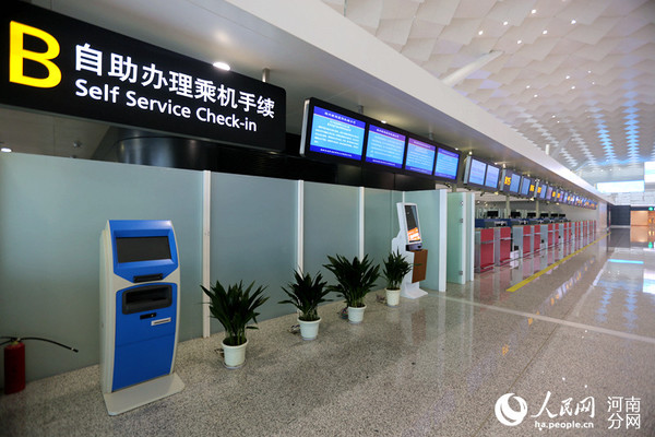 郑州机场T2航站楼内景