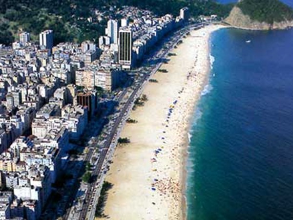 里约热内卢科帕卡巴纳海滩。资料图片。