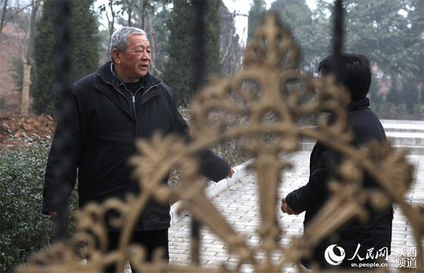 罗润怀讲述柳青事迹。1952年柳青任陕西省长安县(今西安市长安区)副书记，并在长安县皇甫村落户达14年。