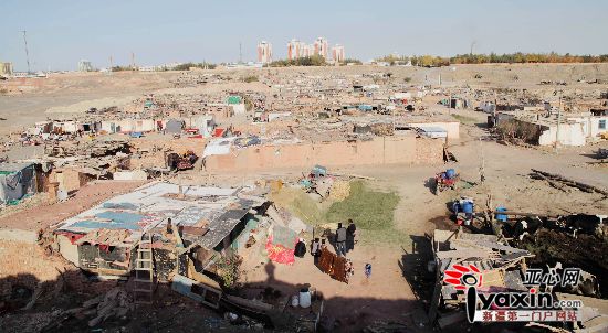 拆违前的“两沟”实景