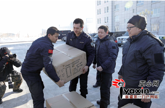 成都企业特警给南京爱心赠v企业衣长沙张家界新疆自驾游攻略2015图片