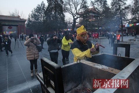 今年的头香被猴哥烧了。
