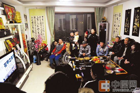  王宽 家 当选 2015十大 感动中国 年度人物| 王宽 |郑