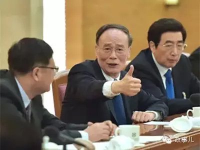 跟代表委员互动交流