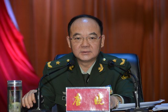 武警西藏总队党委书记唐晓作报告。高红春 摄